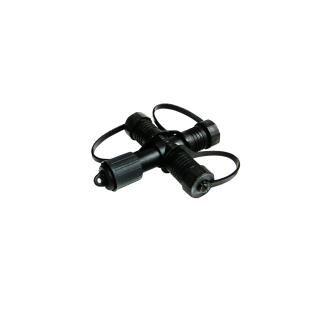 2 X 1 connecteur en "+" 3 sorties