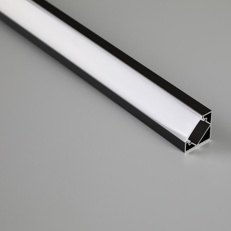 PROFIL D'ANGLE EN ALUMINIUM NOIR 2000*18*18mm TIRAS LED STRIPS Noir