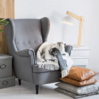 Veilleuse Oslo – blanc & pin – en métal et bois – style industriel