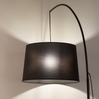 Lampadaire Orta 1 lumière – noir – en métal – style moderne