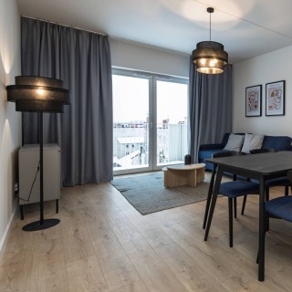 Suspension Calisto 3 lumières – noir – en plastique – style moderne et loft