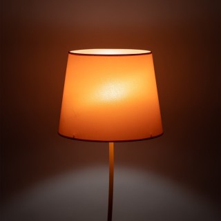 Lampadaire Nicola 1 lumière – orange – en métal – style moderne