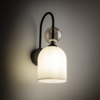 Lampe à poser Sophia – blanc – en métal et verre – style chic