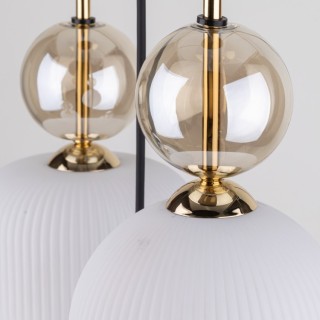 Suspension Sophia – noir & doré – en métal et verre – style chic