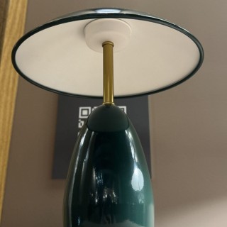 Lampe à poser LED Medium Poppy - Elstead Lighting